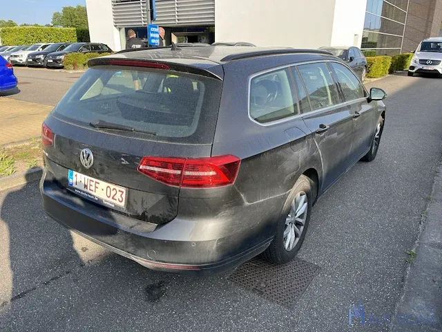 Volkswagen passat - 2019 - afbeelding 9 van  14