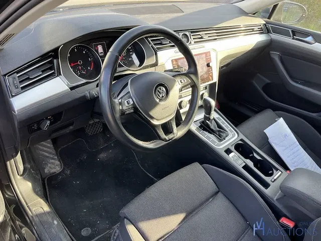 Volkswagen passat - 2019 - afbeelding 12 van  14