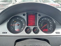 Volkswagen passat sw 2.0 tdi highline dsg 136 at, 2007 - afbeelding 7 van  35