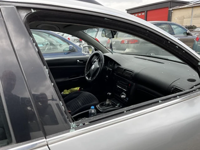 Volkswagen passat,2003 - afbeelding 13 van  13