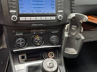 Volkswagen passat - afbeelding 2 van  26