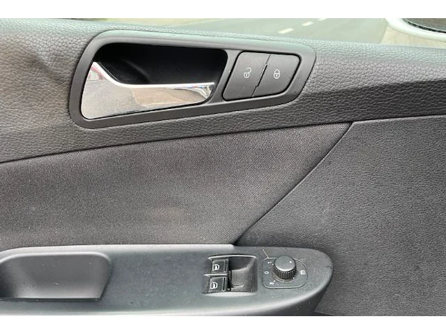Volkswagen passat - afbeelding 6 van  26