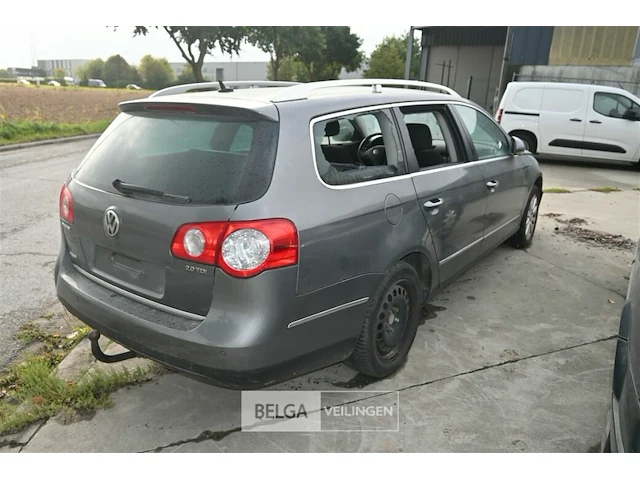 Volkswagen passat - afbeelding 3 van  14