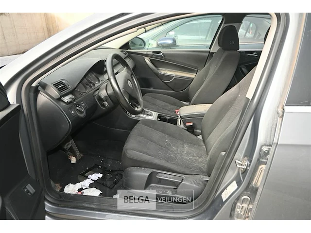 Volkswagen passat - afbeelding 9 van  14