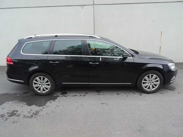 Volkswagen passat - afbeelding 12 van  24