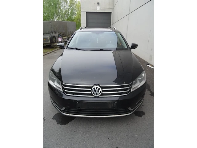 Volkswagen passat - afbeelding 18 van  24