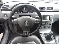Volkswagen passat - afbeelding 22 van  24