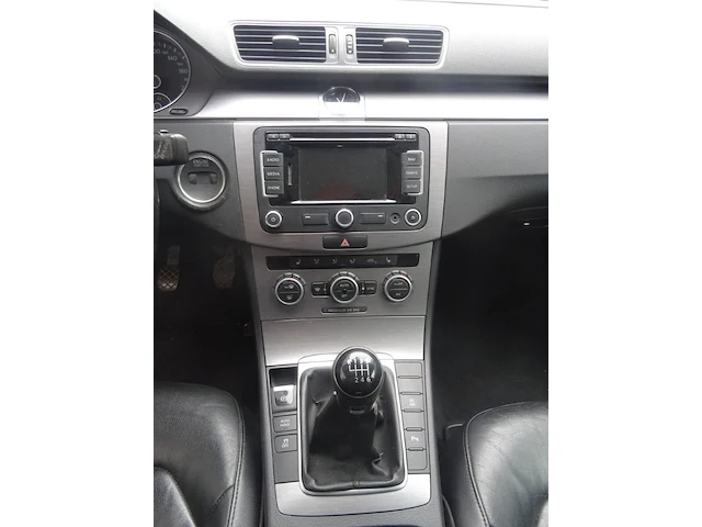Volkswagen passat - afbeelding 24 van  24
