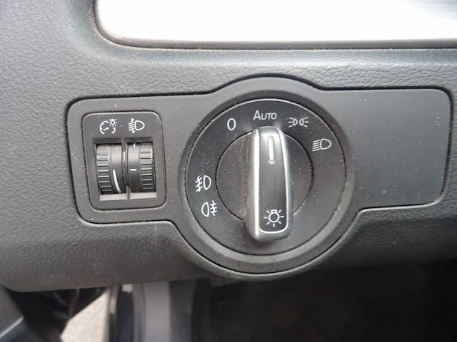 Volkswagen passat - afbeelding 2 van  24