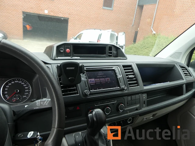 Volkswagen politiebusje, camper (2019-243.344 km) - afbeelding 3 van  39
