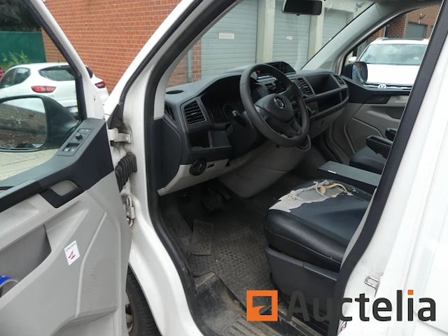 Volkswagen politiebusje, camper (2019-243.344 km) - afbeelding 10 van  39