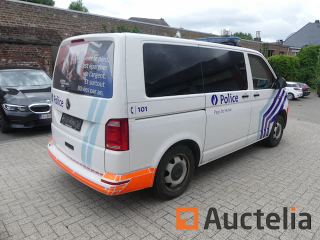 Volkswagen politiebusje, camper (2019-243.344 km) - afbeelding 1 van  39