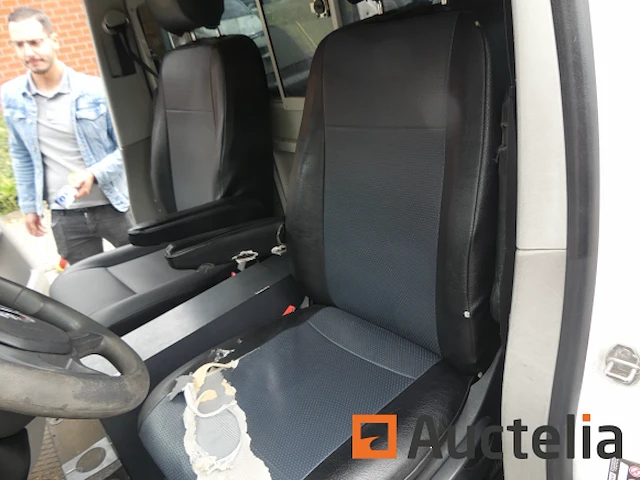 Volkswagen politiebusje, camper (2019-243.344 km) - afbeelding 16 van  39