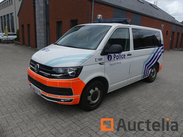 Volkswagen politiebusje, camper (2019-243.344 km) - afbeelding 12 van  39