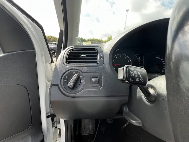Volkswagen polo 1.0i trendline bmt 75,2017 - afbeelding 7 van  27