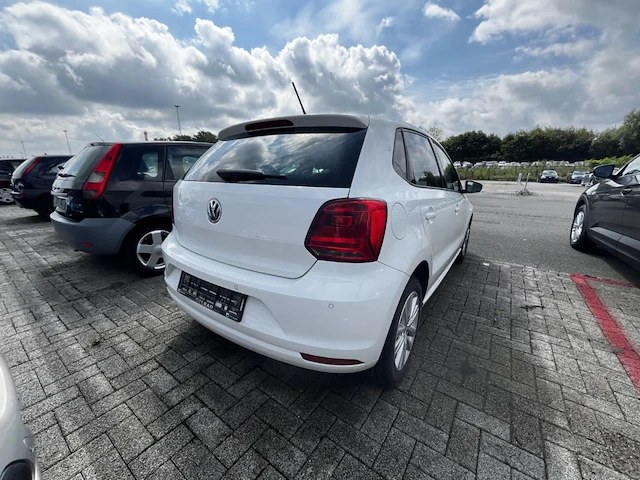 Volkswagen polo 1.0i trendline bmt 75,2017 - afbeelding 23 van  27
