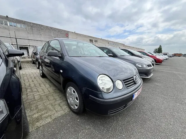 Volkswagen polo 1.2i 12v base 65, 2002 - afbeelding 18 van  24