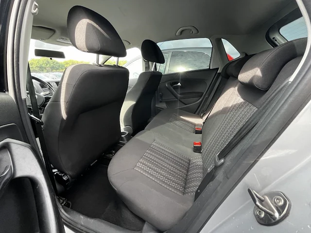 Volkswagen polo 1.4 cr tdi trendline bmt 75,2015 - afbeelding 9 van  31