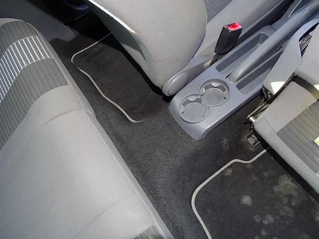Volkswagen polo 1.9 tdi - afbeelding 17 van  41