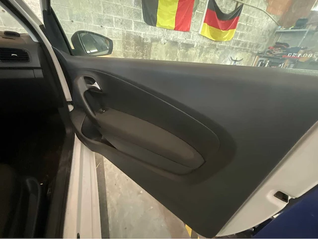 Volkswagen polo 2012 uit 1. 6 tdi deriv vp auto - afbeelding 8 van  24