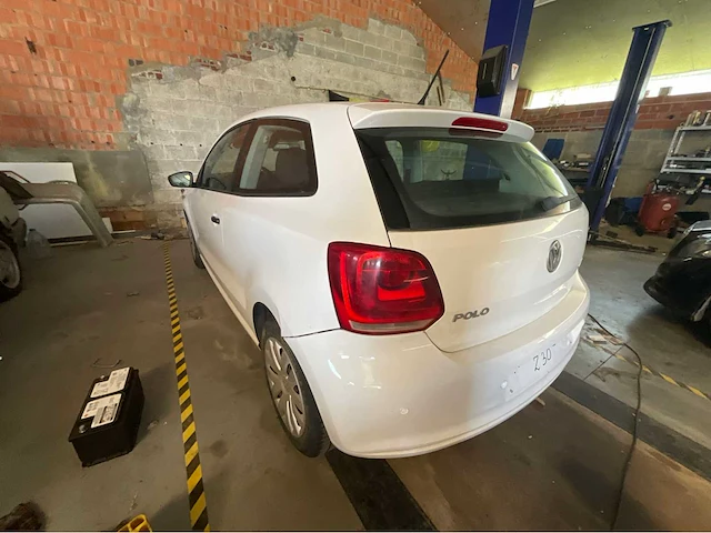 Volkswagen polo 2012 uit 1. 6 tdi deriv vp auto - afbeelding 18 van  24