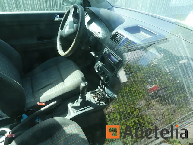 Volkswagen polo auto - afbeelding 6 van  13
