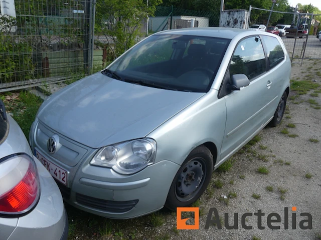 Volkswagen polo auto - afbeelding 12 van  13