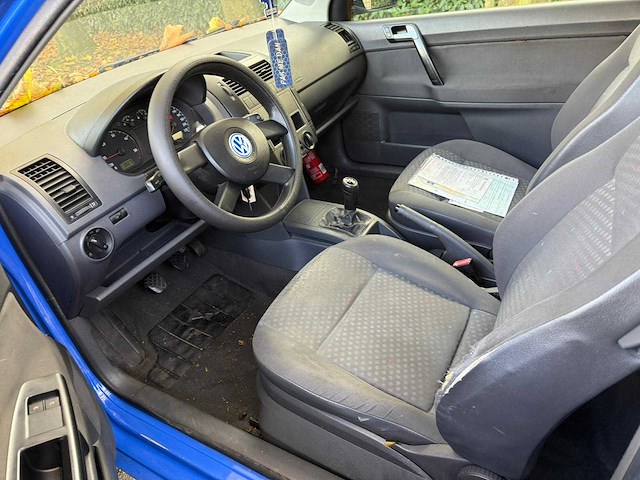 Volkswagen polo personenauto 2002 - afbeelding 7 van  17