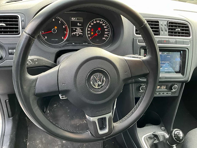 Volkswagen polo personenauto - afbeelding 4 van  25