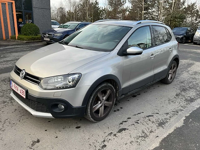 Volkswagen polo personenauto - afbeelding 1 van  25