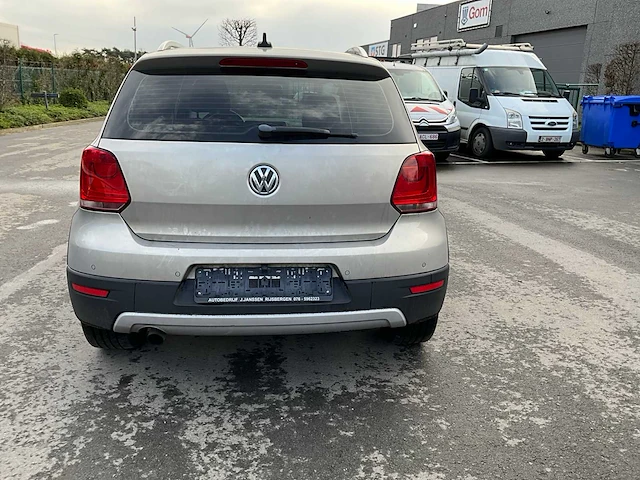 Volkswagen polo personenauto - afbeelding 22 van  25