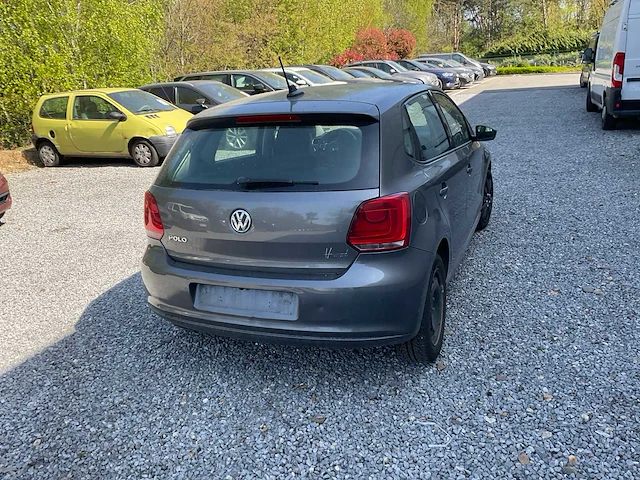 Volkswagen polo personenauto - afbeelding 11 van  14
