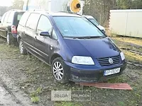 Volkswagen sharan inbeslagname - afbeelding 2 van  3