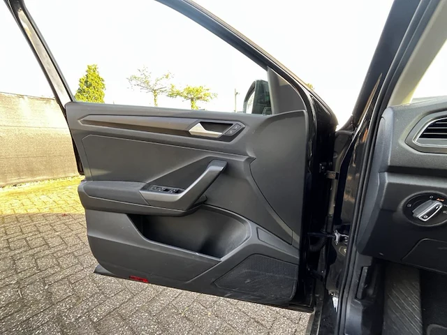 Volkswagen t- roc, 2020 - afbeelding 15 van  34