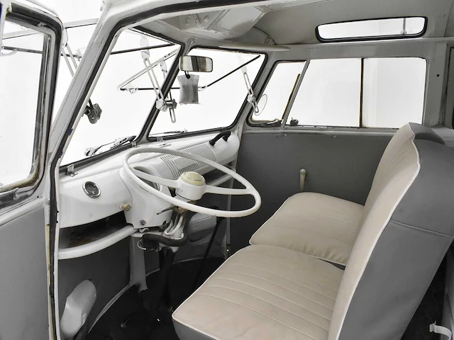 Volkswagen t1 samba **no reserve** - afbeelding 8 van  57