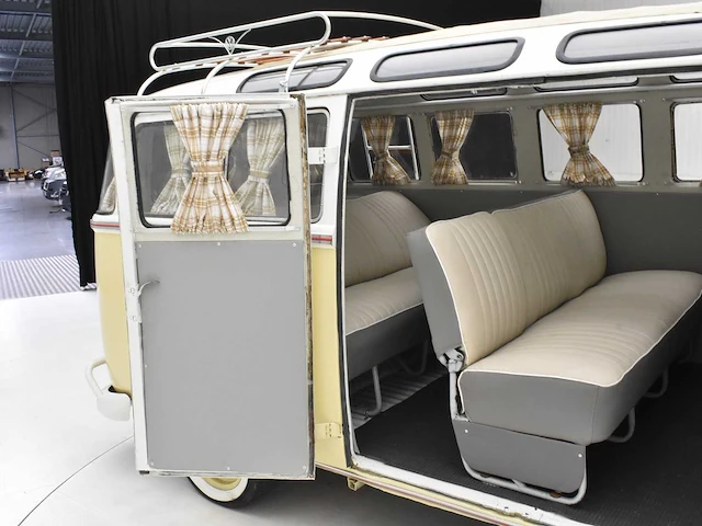 Volkswagen t1 samba **no reserve** - afbeelding 25 van  57