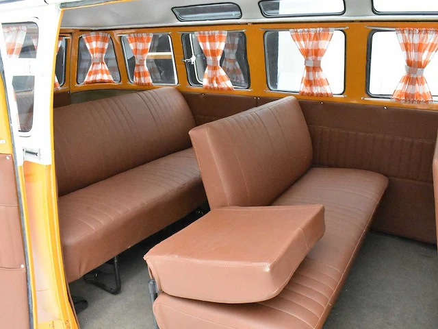 Volkswagen t1 samba **sunroof** no reserve** - afbeelding 24 van  47