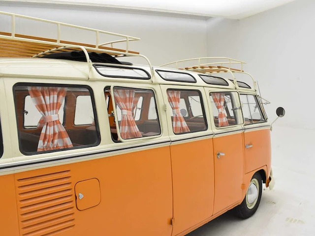 Volkswagen t1 samba **sunroof** no reserve** - afbeelding 41 van  47