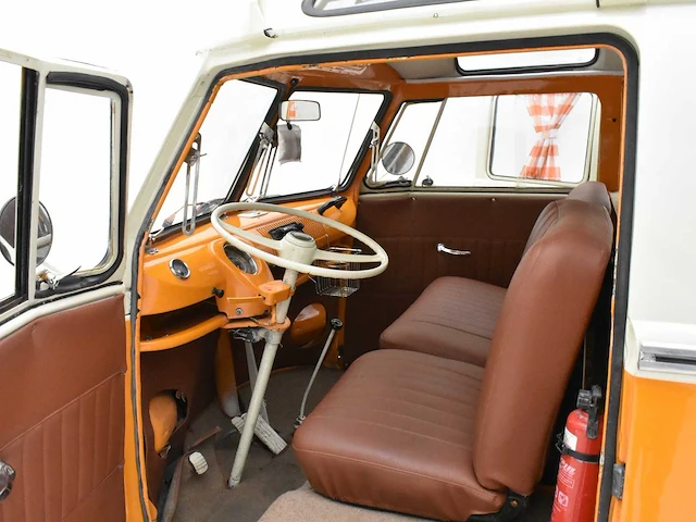 Volkswagen t1 samba **sunroof** no reserve** - afbeelding 47 van  47
