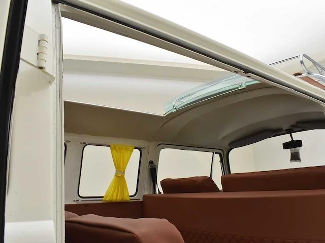 Volkswagen t2 9-seater sunroof - afbeelding 27 van  45