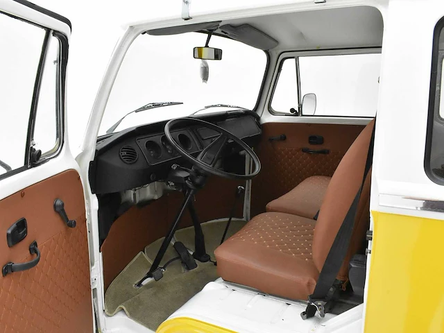 Volkswagen t2 9-seater sunroof - afbeelding 45 van  45