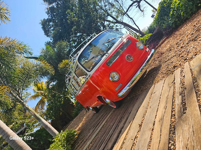 Volkswagen t2 **sunroof** deluxe - afbeelding 14 van  46