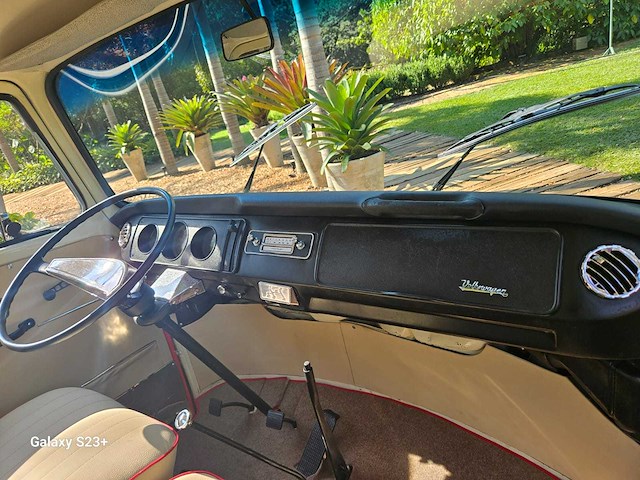Volkswagen t2 **sunroof** deluxe - afbeelding 42 van  46