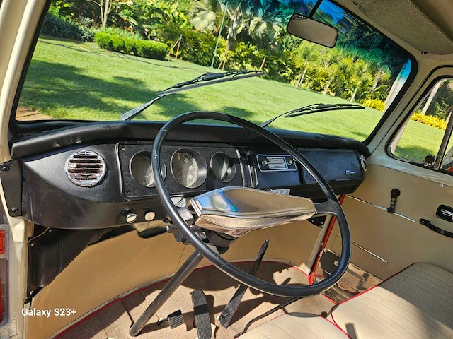 Volkswagen t2 **sunroof** deluxe - afbeelding 44 van  46