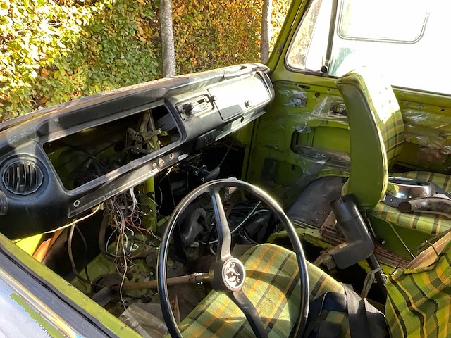 Volkswagen t2b berlin personenauto - afbeelding 6 van  29