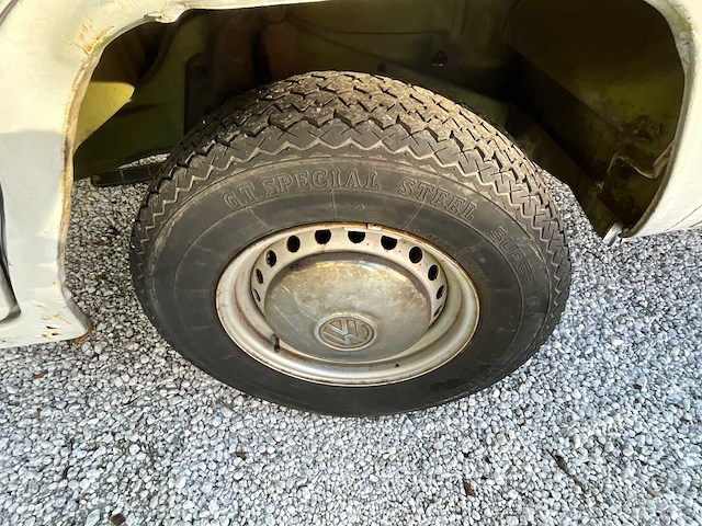 Volkswagen t2b berlin personenauto - afbeelding 14 van  29