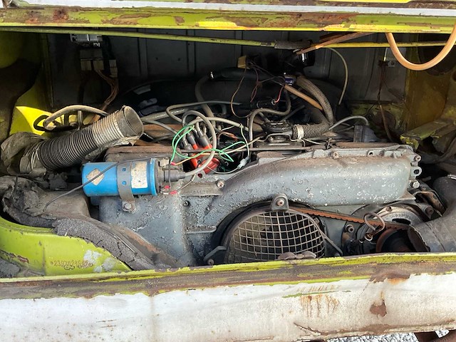 Volkswagen t2b berlin personenauto - afbeelding 21 van  29