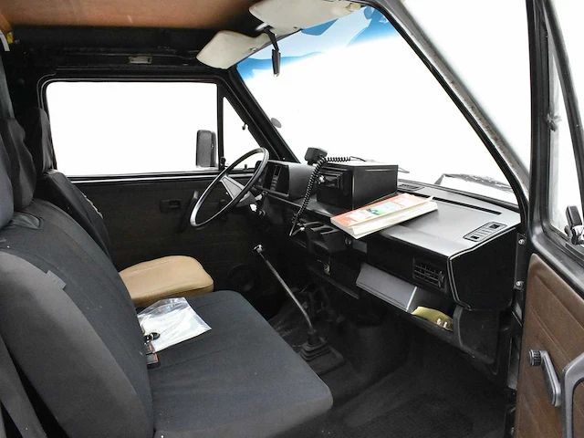 Volkswagen t3 camper high roof - afbeelding 24 van  41