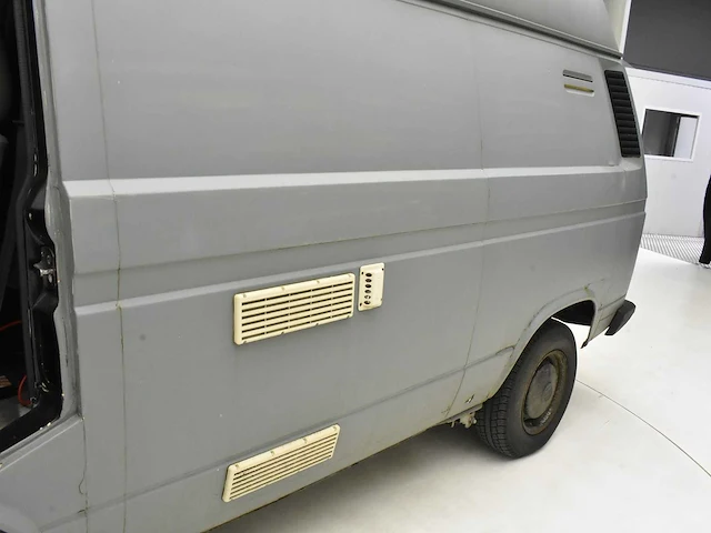 Volkswagen t3 camper - afbeelding 11 van  35