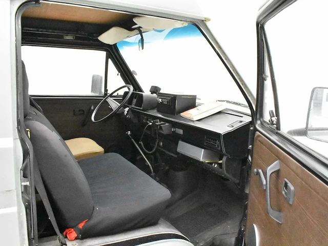 Volkswagen t3 camper - afbeelding 16 van  35